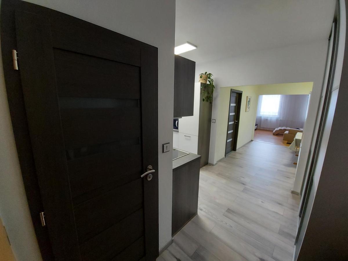 Apartman Eva - Plne Vybaveny Byt - Tyn Nad Vltavou Bagian luar foto