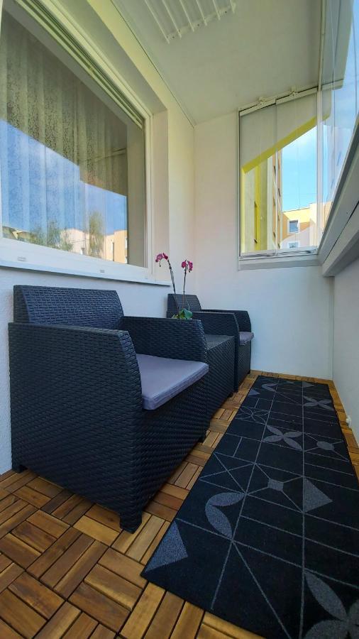 Apartman Eva - Plne Vybaveny Byt - Tyn Nad Vltavou Bagian luar foto