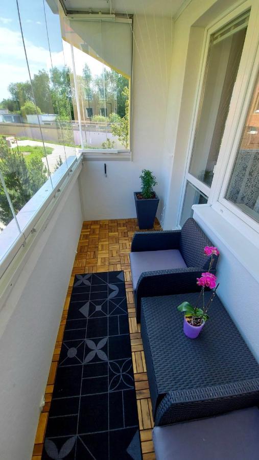 Apartman Eva - Plne Vybaveny Byt - Tyn Nad Vltavou Bagian luar foto